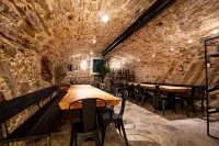 Locanda Moderna Carlambroeus Hotels in Calco