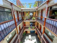 エル ポルタル デ サン ラサロ のホテル