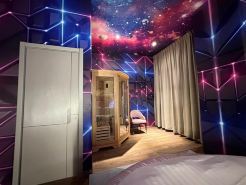 HOTEL ROYAL