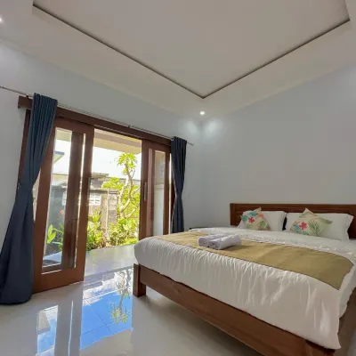 Lian Home Hotels near Aling Aling Waterfall