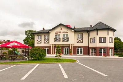 Amigo Hotel Hotel a Gmina WiAzowna