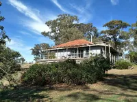 Kinross Metcalfe Farm Hotels in Kyneton