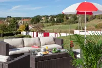 Logis Hotel Restaurant des Sapins Hotels in Lanarce