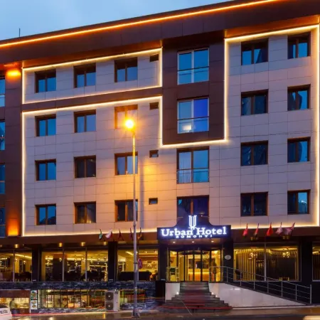 Urban Hotel Bomonti Отели рядом с достопримечательностью «Университет Bilgi»