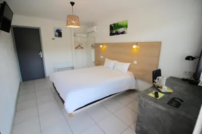 Hôtel le 15 Périgueux Hotels in Annesse-et-Beaulieu