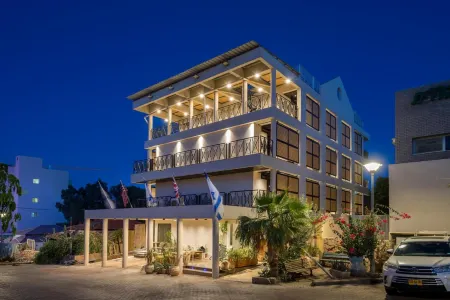 Sahara Hotel Eilat Отели в г. Eilot