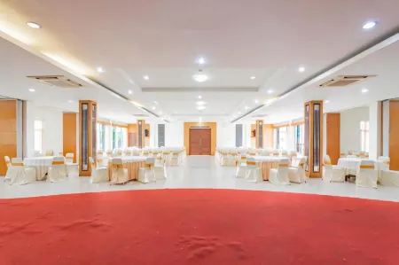 Urbanview Hotel Syariah Dapen Pontianak by RedDoorz Отели в г. Benua Melayu Darat