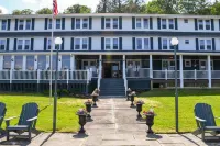 Chestnut Inn at Oquaga Lake Hotels in Deposit