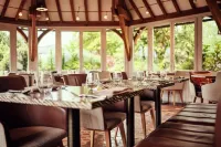 Hostellerie de la Tour d'Auxois Hotels in Saint-Agnan