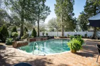 The Willcox - Pools