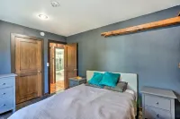 Bellingham Vacation Rental w/ Private Deck - شرفة