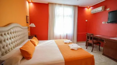 Intersur Independencia Hotels in 