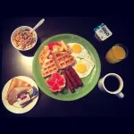 Travelodge by Wyndham Miramichi New Brunswick - 朝食