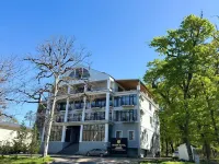 Green Hotel Tskaltubo - 2-Star