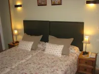 Aparthotel Sarrato โรงแรมใน