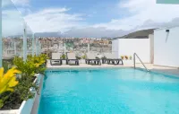 Apartamentos Bruja - piscina