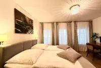 Altstadthotel Hayk am Rhein