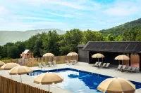 Huttopia Berkshires - Homestay