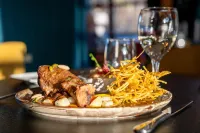 Logis Hotel les Sapins - 2-Star