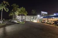 Hotel Dan Inn Uberaba & Convenções by Nacional Inn - Parking