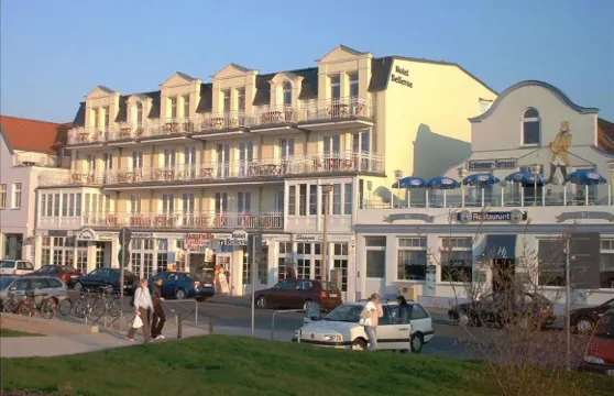 貝爾維尤瓦爾內明德酒店