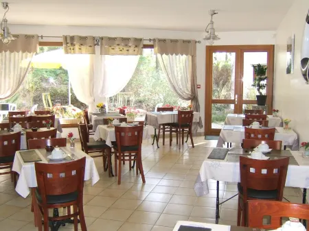 Le Heron Cendré Отели рядом с достопримечательностью «La Cité De L'huître»