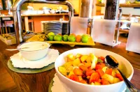 Hotel A la Mer - breakfast