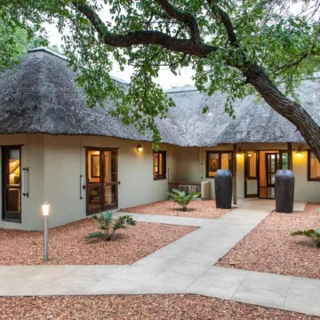 Kingly Bush Villa