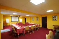 Cit'Hotel - Hotel le Cèdre Hotels in Roye