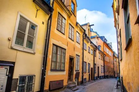 ApartDirect Gamla Stan Отели рядом с достопримечательностью «Шведский музей естественной истории»