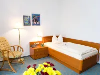 Central Inn Hotel Garni Hotels in Eppelborn