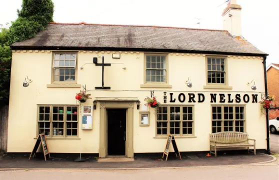 尼爾森爵士酒店