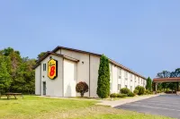 Super 8 by Wyndham Grayling Hotels near Grayling Mini-Mall