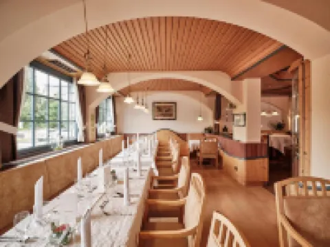 Badhotel Restaurant Stauferland Hotéis em Bad Boll