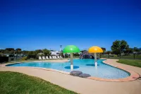 NRMA Warrnambool Riverside Holiday Park - Swimmingpools