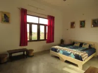 IbisHouse Farm Stay Hotels in Bharatpur