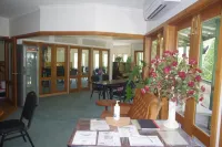 The Grand Halls Gap Отели в г. Уортук