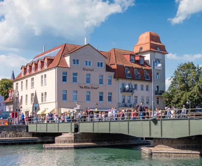 Hotel Am Alten Strom Отели в г. Варнемюнде