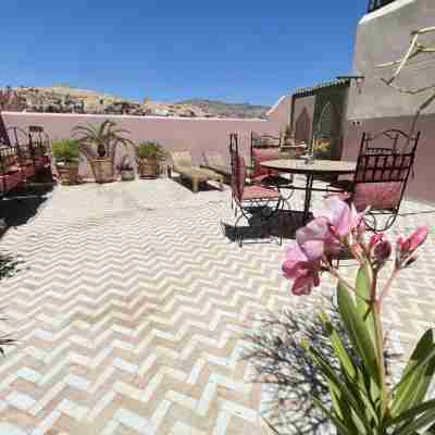 Riad Dezayn Hotel Exterior