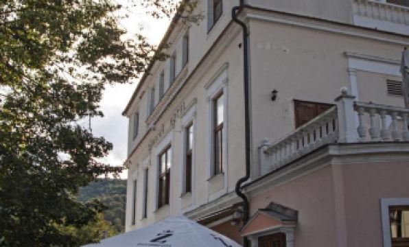Grandhotel Sluchátko - EX Zámecký Hotel