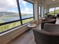 Tjeldsundbrua Hotel Hotel di Skanland