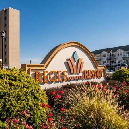 Reges Oceanfront Resort