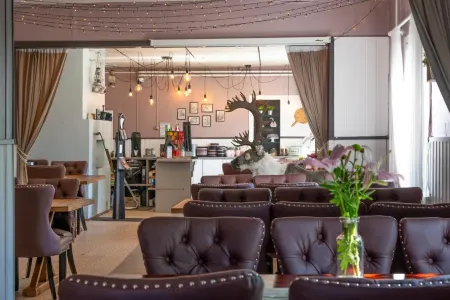 Arctic Guesthouse & Igloos Отели рядом с достопримечательностью «Рануа»