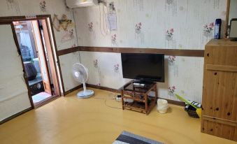 Golmokgil Guesthouse