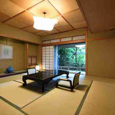 青山やまと Rooms