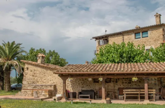 Mas Tulsà Casa Rural Girona فنادق في 