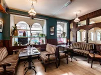 Foley's Guesthouse & Self Catering Holiday Homes Hotels in Kenmare