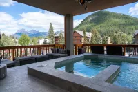 Moose Hotel and Suites - Bathtub