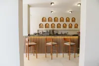 TK Royal & Spa - bar