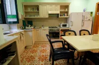 Corner Hostel - 2-Star